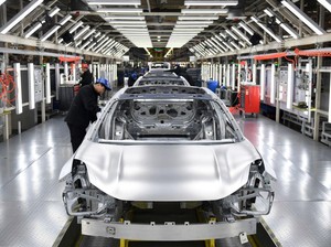 Produksi Mobil Listrik Melonjak, Harga Bisa Anjlok