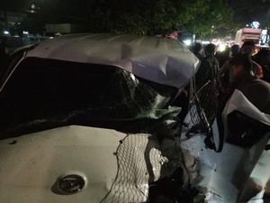 Minibus Pengantar Uang ATM Tabrakan dengan Bus di Makassar, 3 Orang Luka