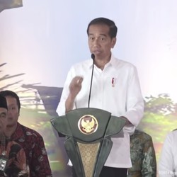 Jokowi Respons Mahfud MD Pastikan Diri Mundur dari Kabinet