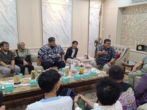 Sejumlah Komika Datangi Kediaman Cak Imin, Deklarasi Dukung AMIN di Pilpres