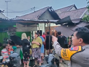 Angin Kencang 3 Menit Porak-porandakan Jombang