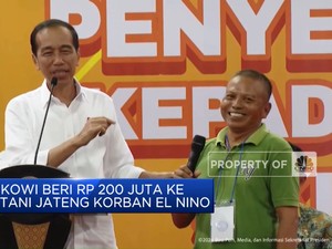 Video: Jokowi Beri Rp 200 Juta ke Petani Jateng Korban El Nino