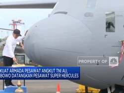 Video: Prabowo Serahkan Pesawat Super Hercules C-130J ke TNI AU