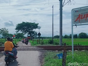 Hore! 8 Perlintasan KA Tak Berpalang di Klaten Mulai Dijaga Relawan