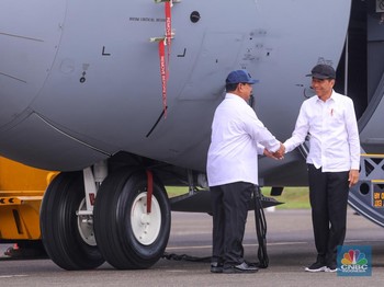 02 Unggul di Quick Count, Fahri Hamzah Puji Habis Prabowo & Jokowi
