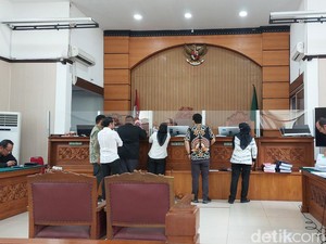 KPK Serahkan 127 Bukti ke Hakim Lawan Gugatan Praperadilan Eddy Hiariej