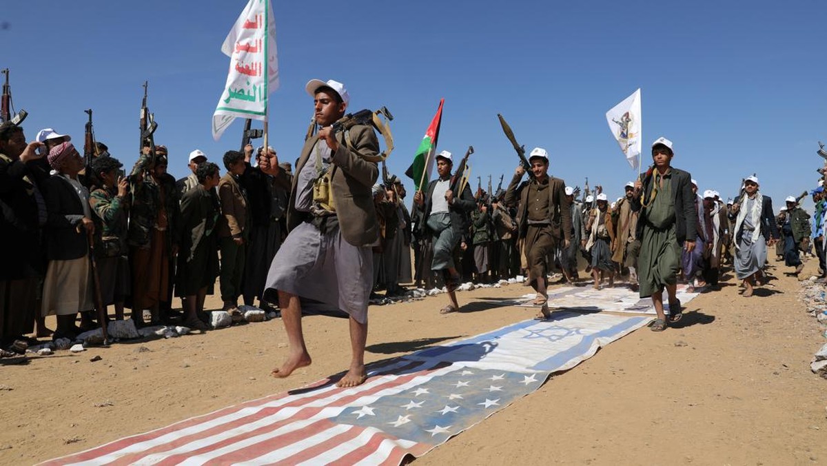 Breaking News! Houthi Blokir Pintu Laut Merah, Tutup Akses Arab Saudi