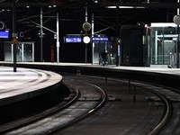 Potret Lumpuhnya Stasiun Jerman, Ancaman Besar Ekonomi Negeri
