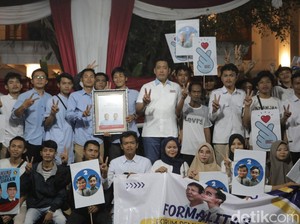 Terima Dukungan Relawan Formalitas, TKN Prabowo Pesan Anak Muda Tak Golput