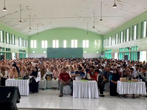 Ribuan Santri di Kediri Deklarasi Dukung Prabowo-Gibran