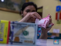 Dolar Makin Perkasa, Rupiah Rawan ke 16.000