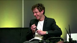 Dirahasiakan 10 Tahun, Borok Valentino Rossi Akhirnya Terbongkar!