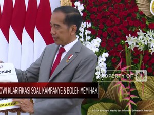 Video: Jokowi Tunjukkan Bukti Aturan Presiden Boleh Kampanye