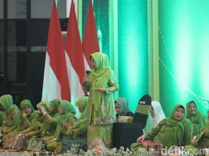 Ketua Muslimat Jatim Minta Kader Ikuti Pilihan Politik Khofifah