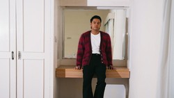 Makna Lagu Bergema Sampai Selamanya oleh Nadhif Basalamah