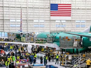 Badai Krisis Menerjang Boeing!