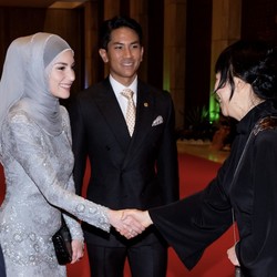 Potret Pangeran Mateen Perdana Ajak Istri ke Acara Kenegaraan