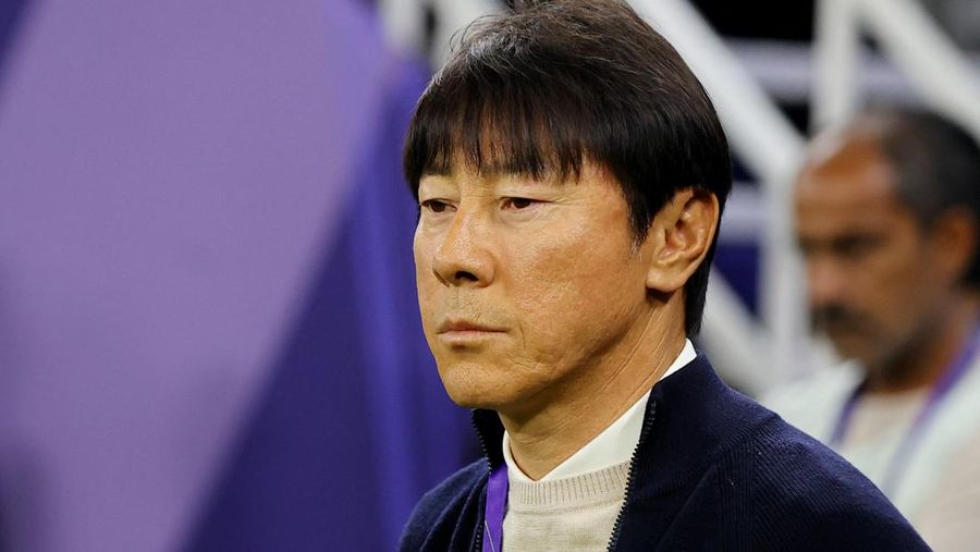 Pelatih Timnas Indonesia Shin Tae-Yong. REUTERS/Ibraheem Al Omari