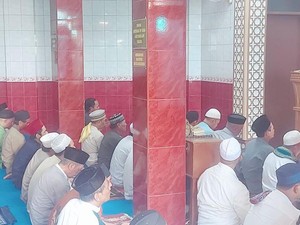 Penjelasan DKM Masjid di Sunter soal Aksi Pria Bakar Sajadah