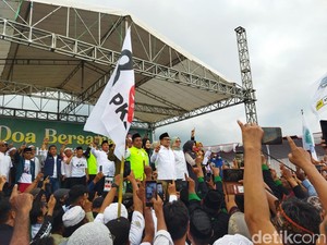 Kala Tokoh PPP Ikut Hadiri Kampanye Cak Imin di Bali