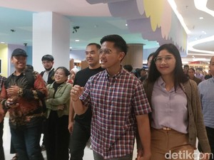 Tinjau Job Fair Digelar PSI di Mal Yogya, Kaesang Semangati Pencari Kerja