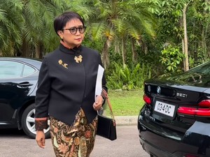 Menlu Retno-Menlu Selandia Baru Bahas Pembebasan Pilot Disandera di Papua