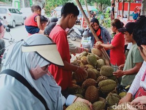 Festival Durian Jatinom Klaten Diserbu Warga, Pedagang Panen Cuan