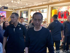 Jokowi Malam Mingguan Bareng Kaesang-Erina di Amplaz Jogja