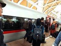 Jangan Pusing, Ke Stasiun Kereta Cepat Whoosh Halim Gak Ribet