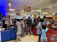 Meja Makan Cantik Cuma Rp 2,6 Juta di Transmart Full Day Sale