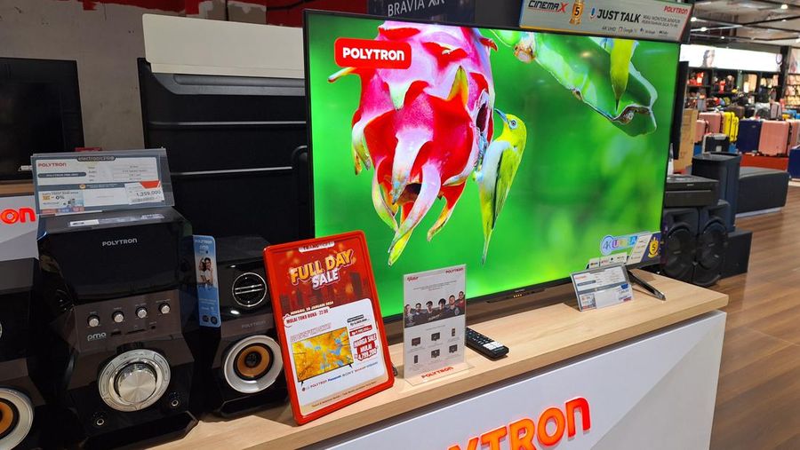 Diskon Smart TV di Transmart Full Day Sale di Transmart Kota Kasablanka, Minggu (28/1/2024)/ Khoirul Anam.