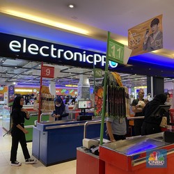 Potret Pengunjung Serbu Transmart Hingga Kasir Mengular