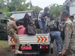 27 Pelajar Kepergok Bolos di Warkop Terciduk Satpol PP Kota Pasuruan