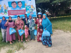 Tebus Murah Sembako Digelar Lagi di Kendari, Barisan RFG Harap Menangkan 02