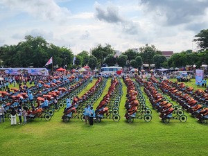 Pertama di Dunia, Becak Listrik Diluncurkan oleh TKN Prabowo di Madiun