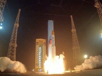 Detik-Detik Iran Luncurkan 3 Satelit 