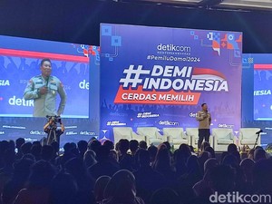Komika Ghamayel Singgung Baliho Caleg di #DemiIndonesia Cerdas Memilih