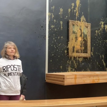 Penampakan Lukisan Mona Lisa Disiram Sup Para Aktivis Iklim