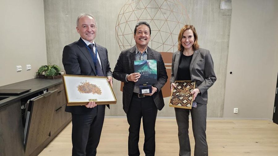 Menteri Kelautan dan Perikanan Sakti Wahyu Trenggono mengunjungi Satelit Station - Kongsberg Satellite Service (KSAT) di Tromso Norwegia. (Dok. KKP)