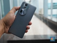 Oppo Reno 11 Pro 5G, Wajah Baru Spesifikasi Beda Tipis