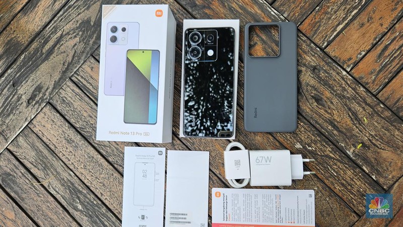 Redmi Note 13 Pro 5G. (CNBC Indonesia/Intan Rakhmayanti Dewi)