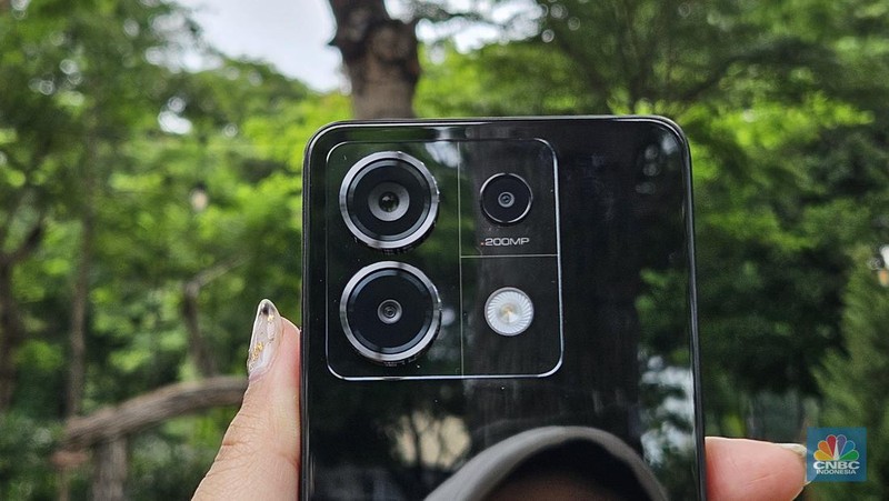 Redmi Note 13 Pro 5G. (CNBC Indonesia/Intan Rakhmayanti Dewi)