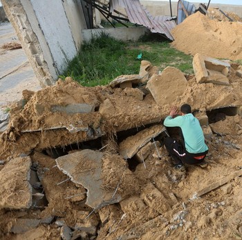 Potret Terkini Gaza, Tentara Israel Hancurkan Makam Warga Palestina