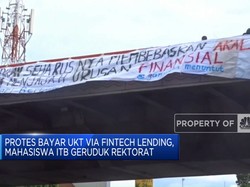 Protes Bayar UKT Via Fintech Lending, Mahasiswa ITB Geruduk Rektorat
