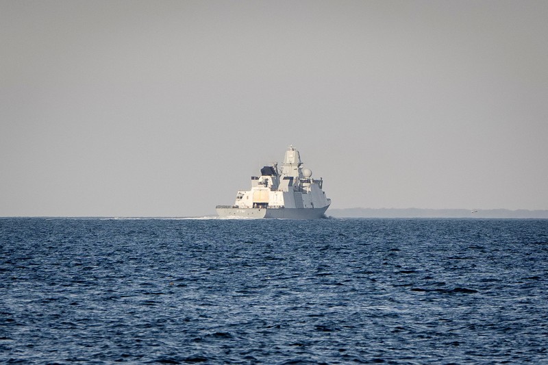 Fregat Denmark Iver Huitfeldt berangkat ke Teluk Aden, dari Pangkalan Angkatan Laut di Korsoer, Denmark, 29 Januari 2024. Fregat Denmark akan berkontribusi untuk memperkuat keamanan maritim di dan sekitar Laut Merah. Fregat Denmark Iver Huitfeldt berangkat ke Teluk Aden, dari Pangkalan Angkatan Laut di Korsoer, Denmark, 29 Januari 2024. Fregat Denmark akan berkontribusi untuk memperkuat keamanan maritim di dan sekitar Laut Merah. (Ritzau Scanpix/Mads Claus Rasmussen via REUTERS)