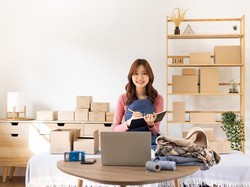 E-Commerce Dorong UMKM Terus Berkembang, Begini Caranya E-Commerce Dorong UMKM Terus Berkembang, Begini Caranya