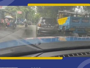 Honda Jazz Dikejar Polisi, Ternyata STNK Palsu - Nunggak Pajak 7 Tahun