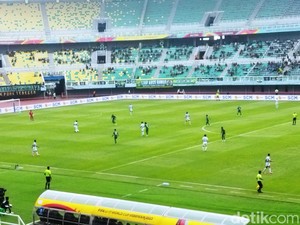 Babak Pertama Persebaya Vs PSIS Sama Kuat 1-1