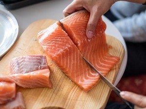 Dikira Keracunan Makanan, Pria Ini Didiagnosa Alami Kanker Usus