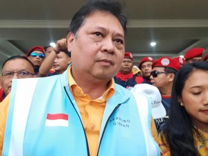 Buruh KSPN di Karawang Dukung Prabowo, Airlangga Yakin Menang Satu Putaran
